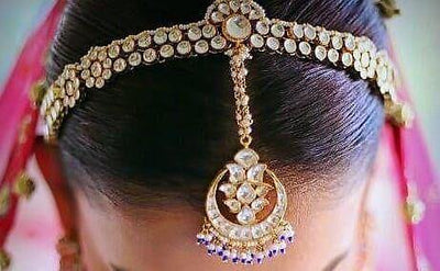 #Spotted : A Unique Head Accessory Brides Are Opting For These Days