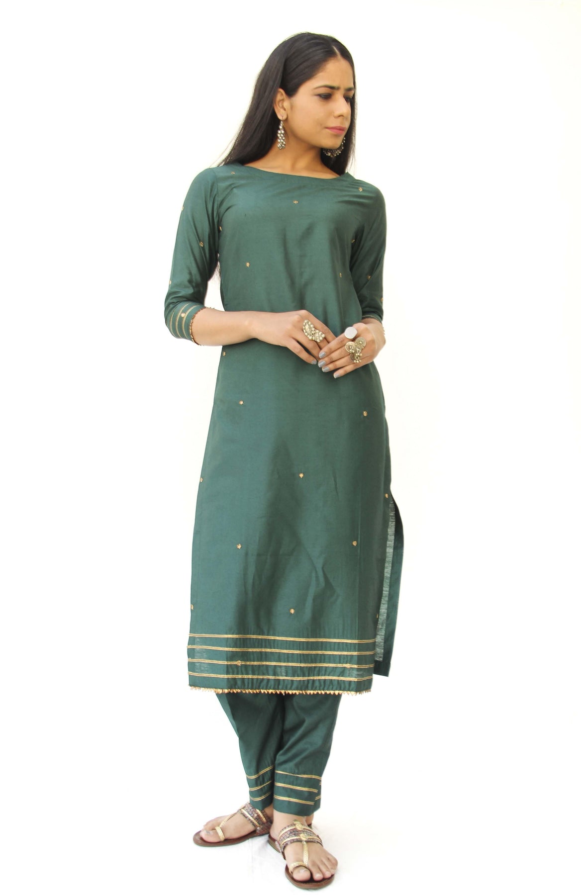 Favido Women Kurta Pant Dupatta Set - Buy Favido Women Kurta Pant Dupatta  Set Online at Best Prices in India | Flipkart.com